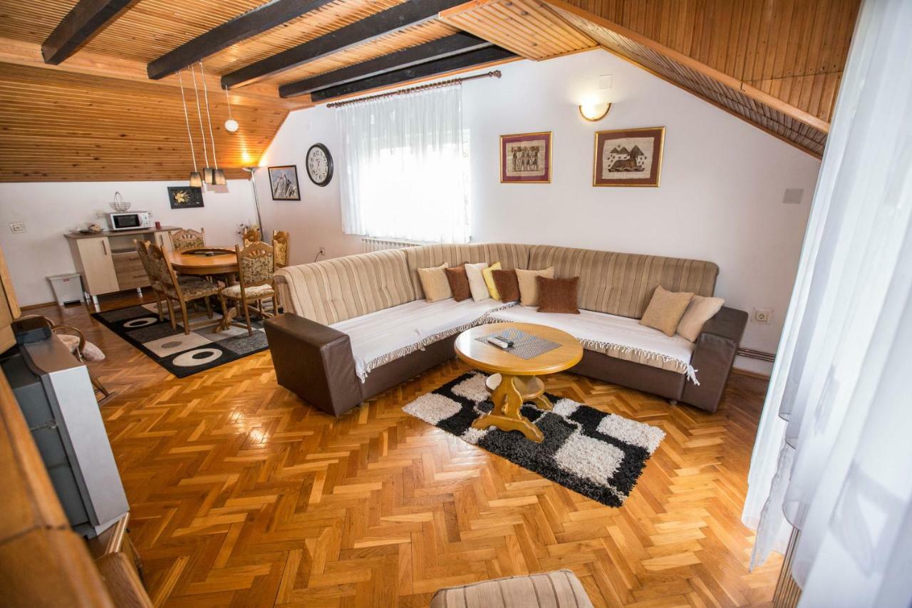 Apartman Ruzica Огулин Екстериор снимка