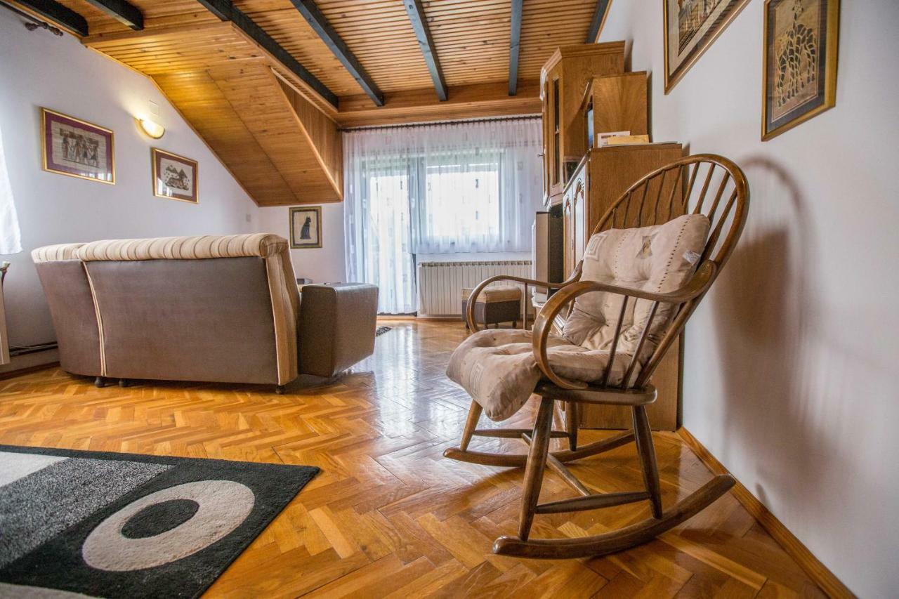 Apartman Ruzica Огулин Екстериор снимка